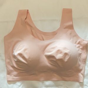 True & Co. Scoop neck Bra. Lt. Pink. XL